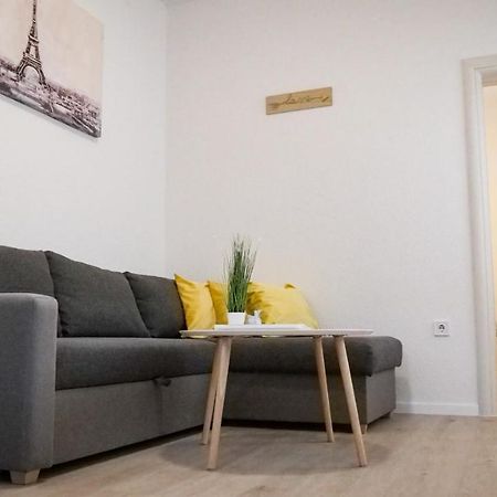 Peaceful & Sunny Apartments Trogir Bagian luar foto